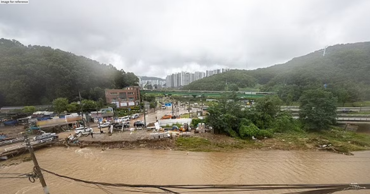 Severe damage in South Korea's Seoul after record rains, 2,682 buildings damaged